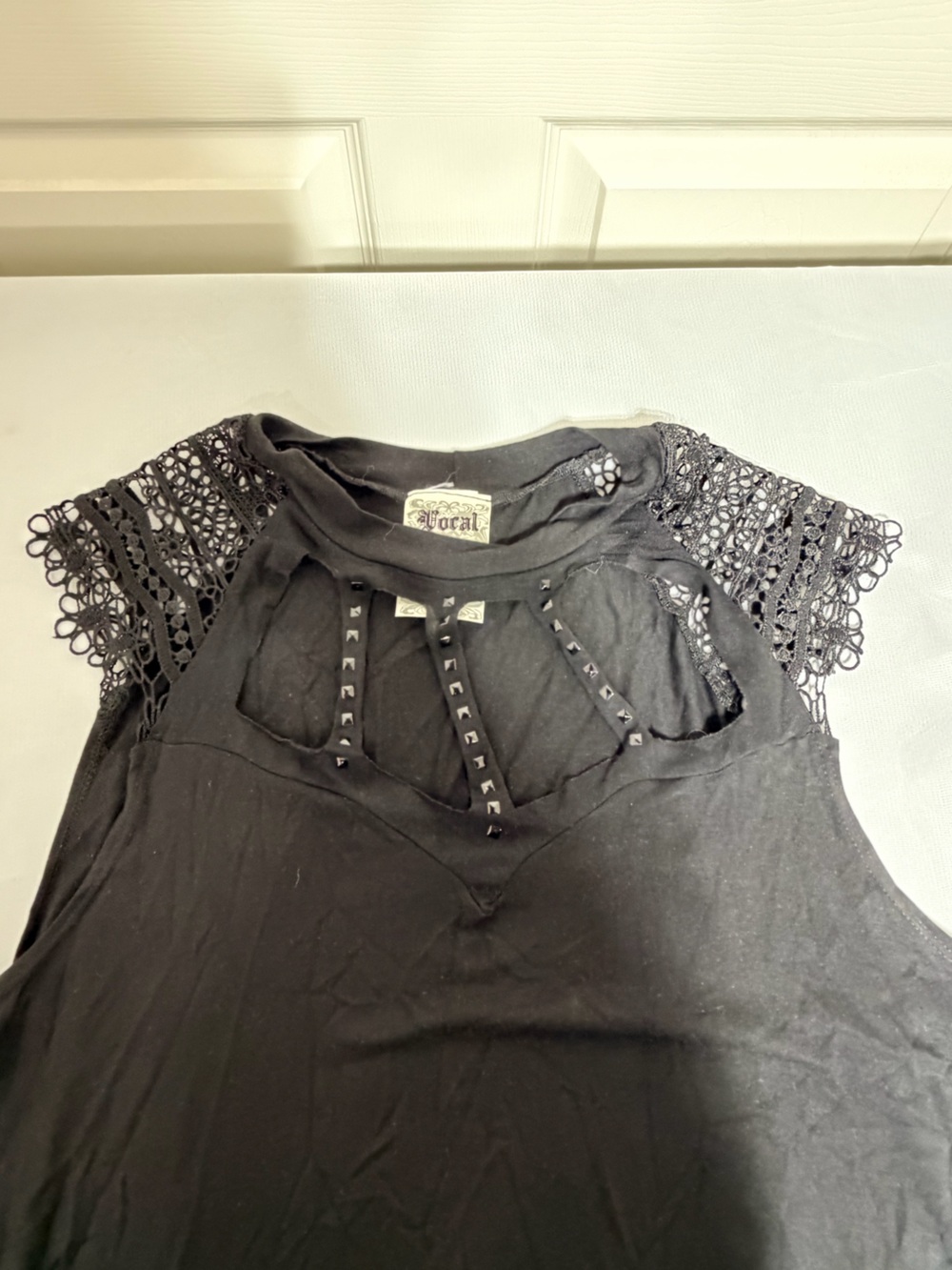 Vocal Black Lace Sleeve Studded Cutout Top Size XL Gothic Y2K Biker